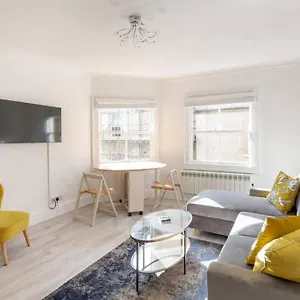 Apartment 2 Bed Centre 1 Min From Abbey, Bath